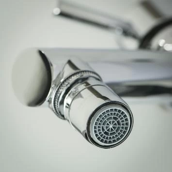 Tiger Splash Straalregelaar Wastafelkraan Met Kogelgewricht Waterbesparend Chroom M22/M24 5 Tiger Splash Straalregelaar Wastafelkraan Met Kogelgewricht Waterbesparend Chroom M22/M24 - Afbeelding 3