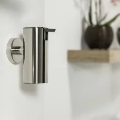 Tiger Zeepdispenser Boston Hangend Glanzend RVS 9 Tiger Zeepdispenser Boston Hangend Glanzend RVS -Badkamer Verkoop 123 4110